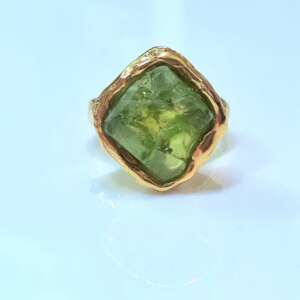 Anello Scultura con Peridoto