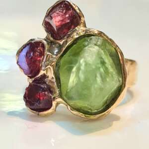 Anello Scultura con Gemme Naturali